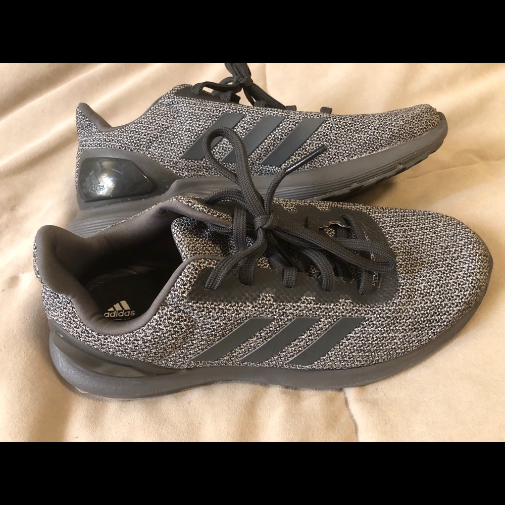 Men’s size 8 Adidas Cloudfoam